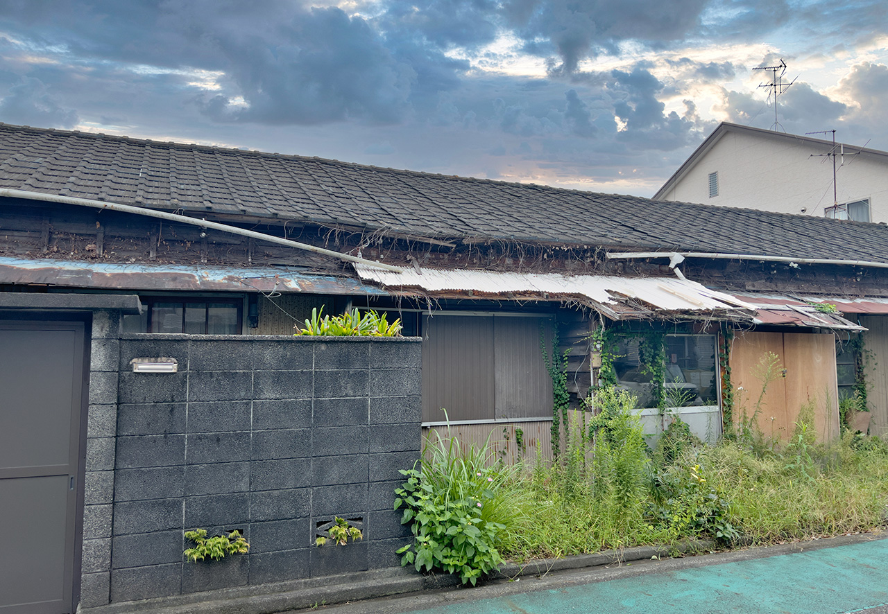 空き家や空き地を放置していると様々なリスクが生じます